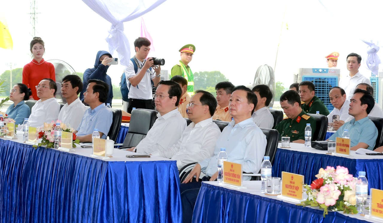 Thủ tướng Phạm Minh Chính phát lệnh khởi công, khánh thành đồng loạt các công trình trọng điểm Quốc gia