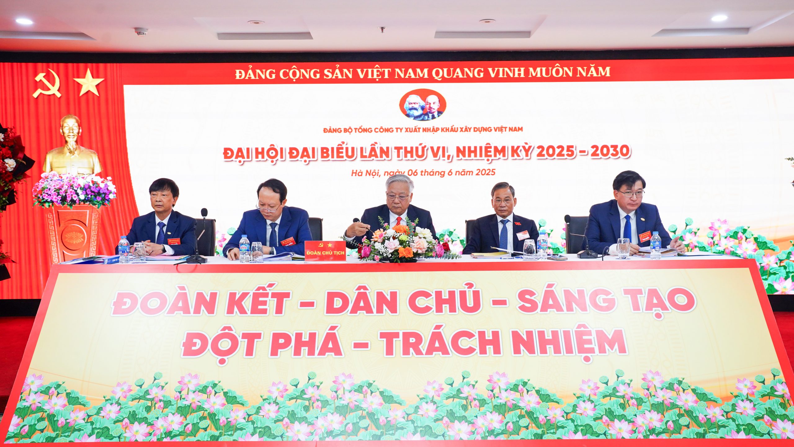 ĐẠI HỘI ĐẠI BIỂU ĐẢNG BỘ VINACONEX LẦN THỨ VI, NHIỆM KỲ 2025 – 2030: ĐOÀN KẾT – DÂN CHỦ – SÁNG TẠO – ĐỘT PHÁ – TRÁCH NHIỆM