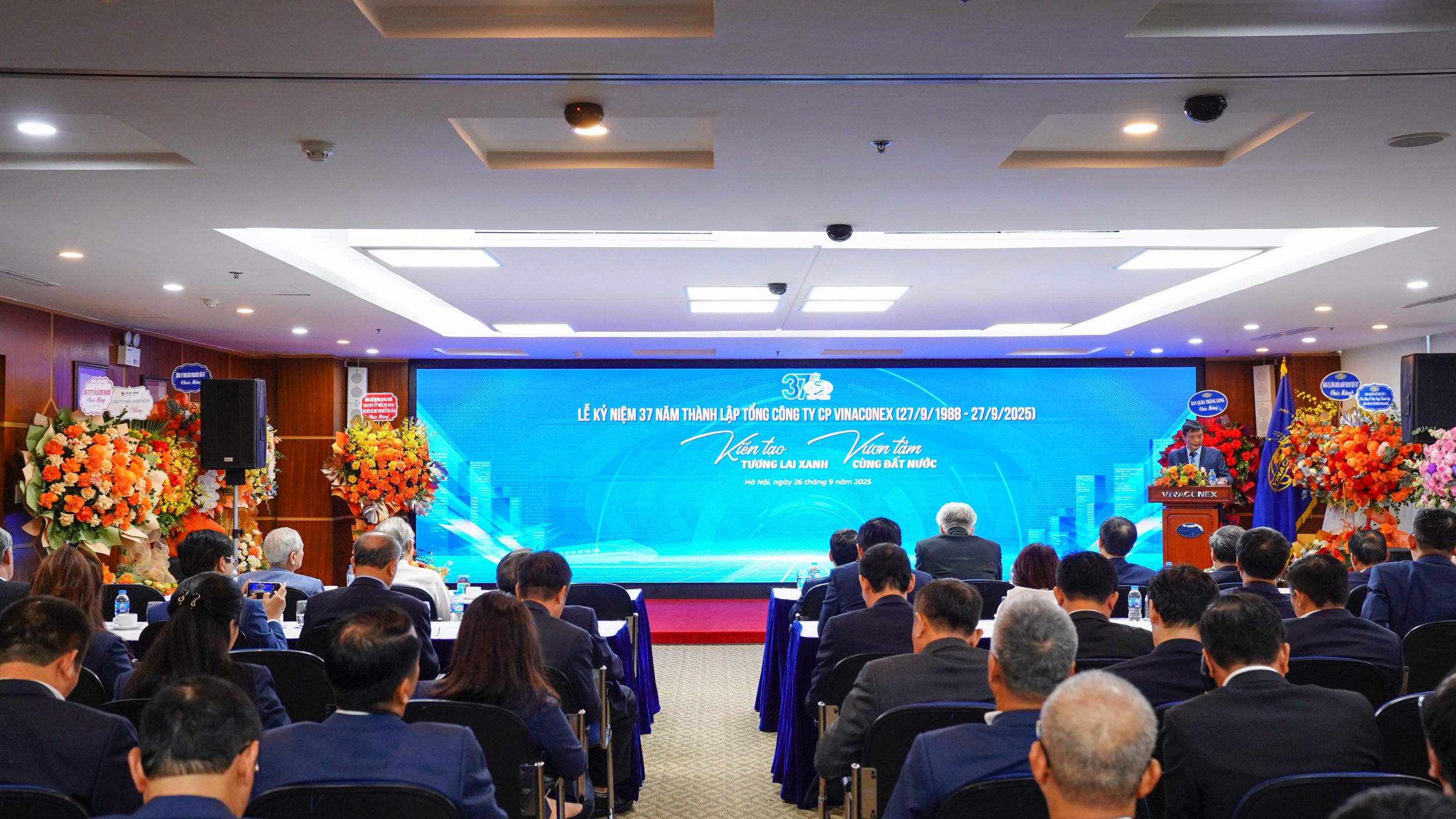 VINACONEX – 37 năm hành trình Kiến tạo tương lai xanh, vươn tầm cùng đất nước