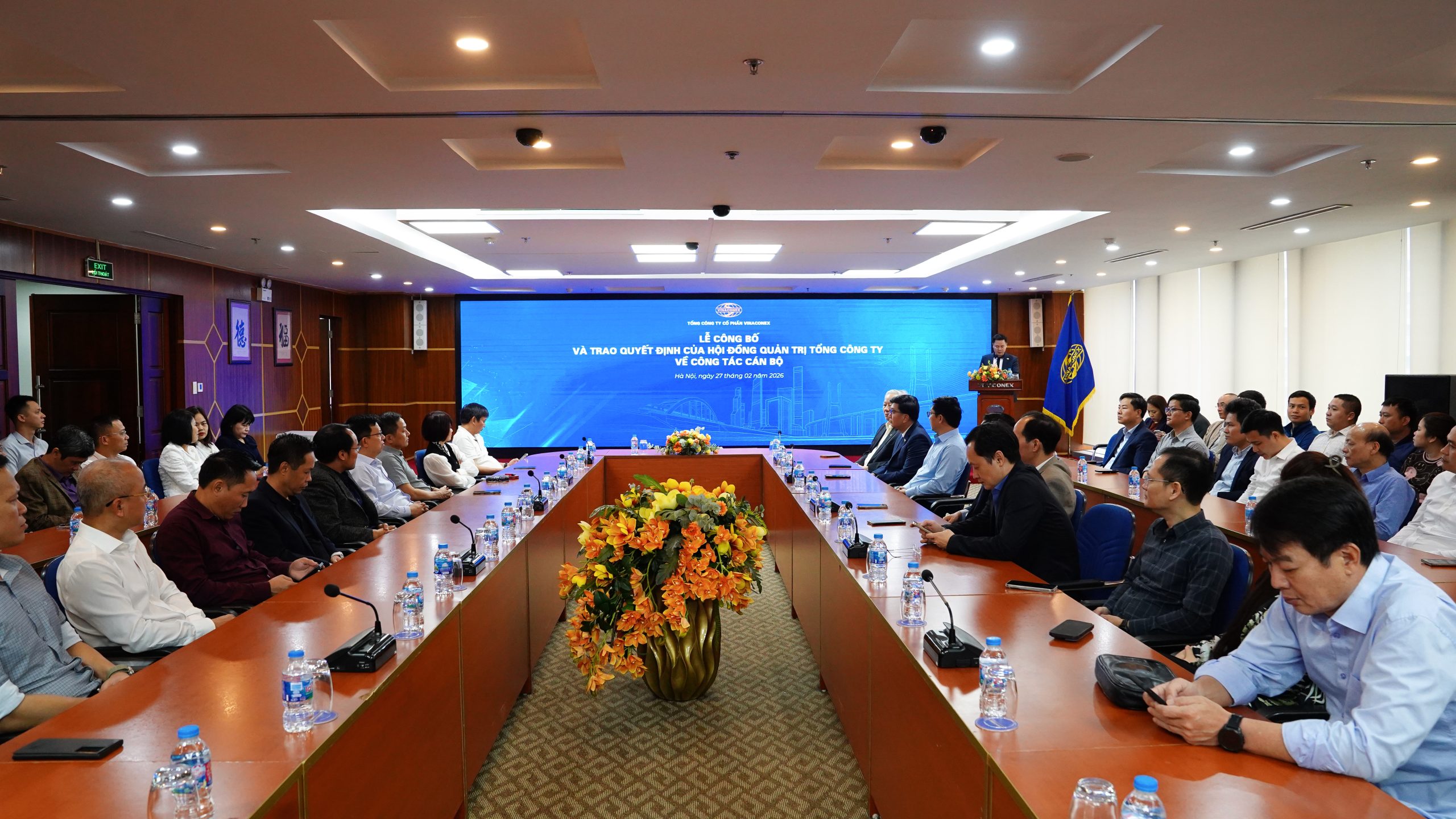 VINACONEX kiện toàn công tác cán bộ