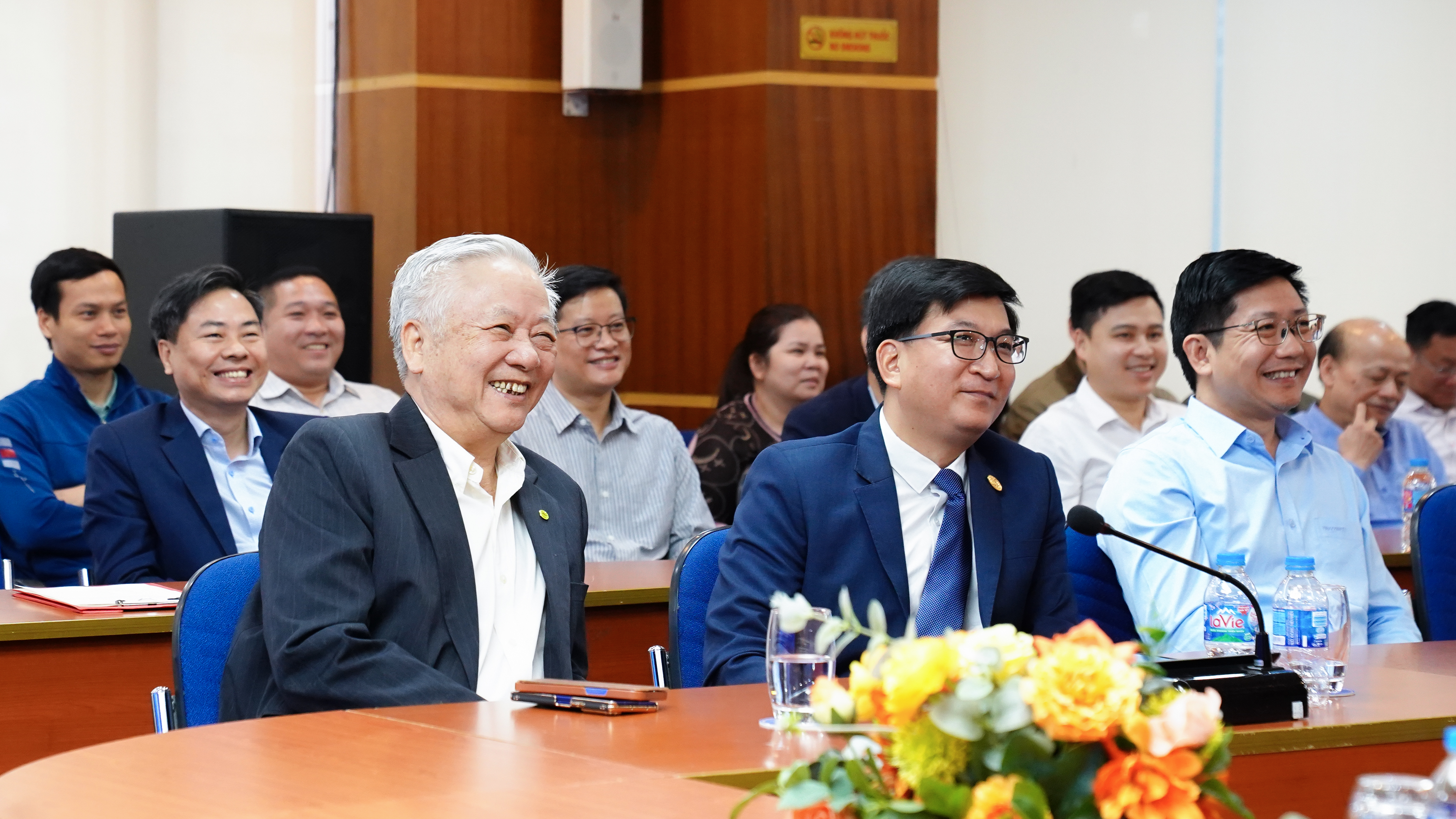 VINACONEX kiện toàn công tác cán bộ