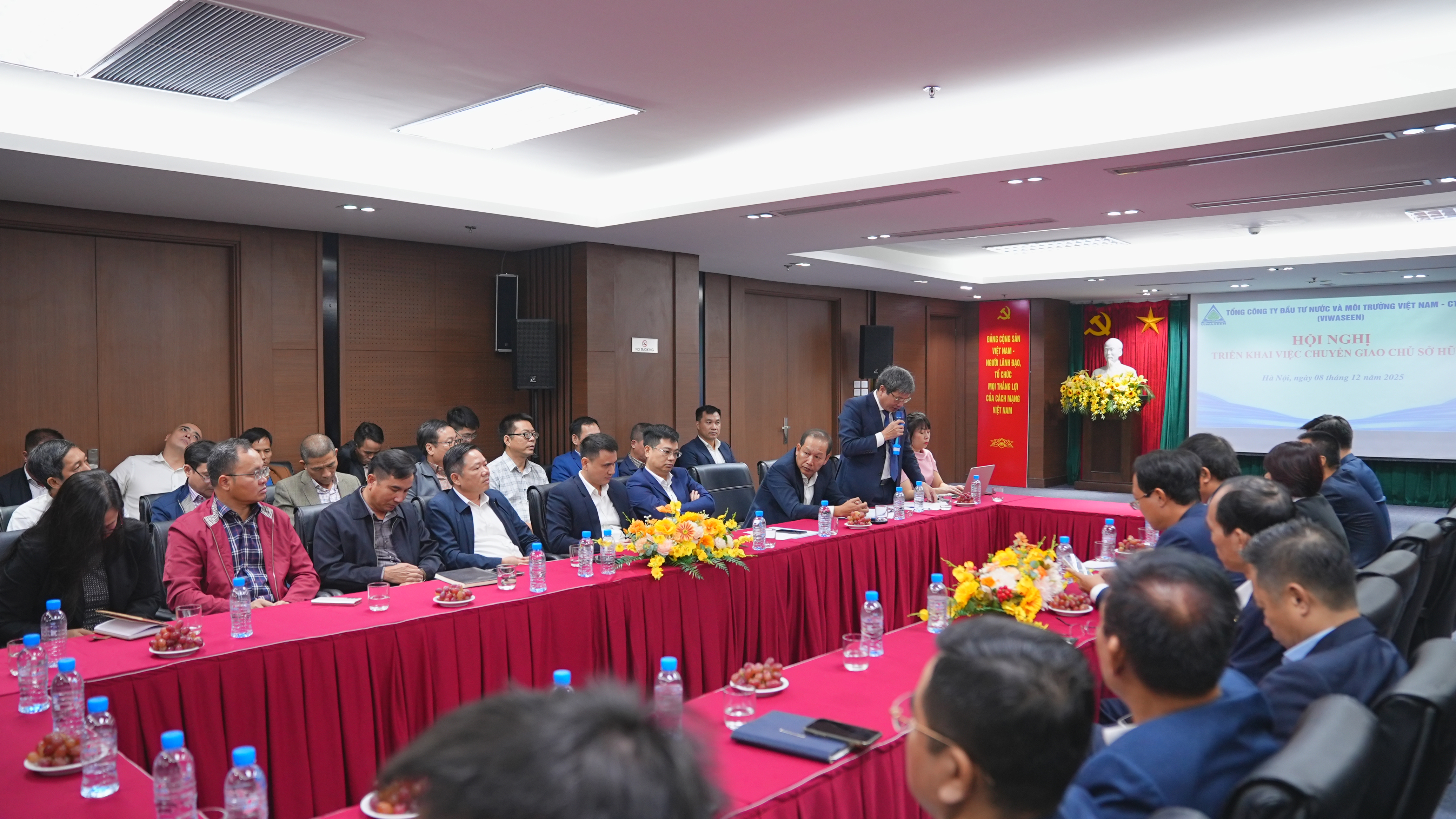 VINACONEX tiếp nhận quyền chủ sở hữu từ SCIC tại Viwaseen - Mở rộng đầu tư trong lĩnh vực hạ tầng nước và xử lý môi trường