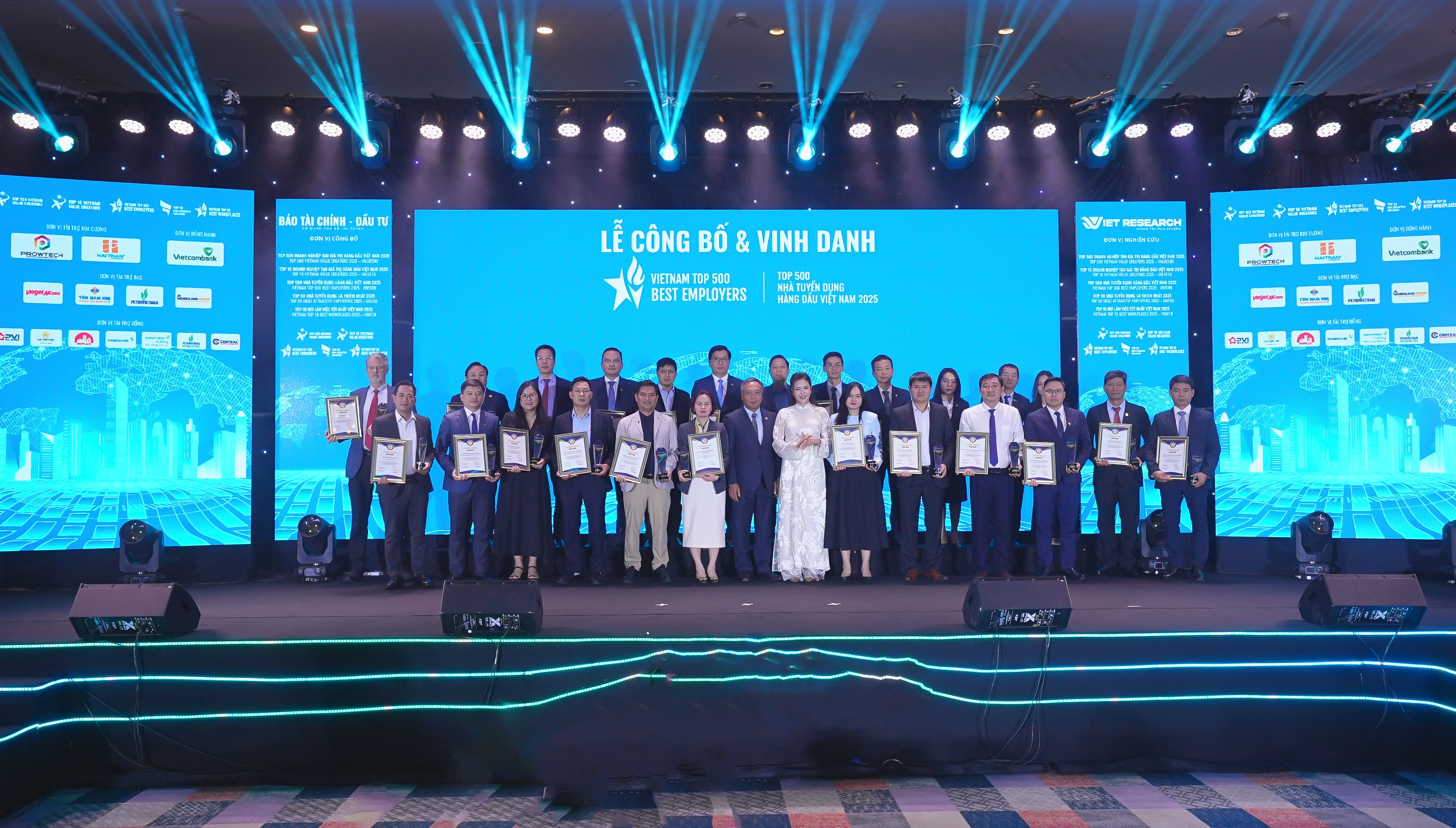 VINACONEX tiếp tục khẳng định vị thế nhà tuyển dụng hàng đầu ngành Xây dựng