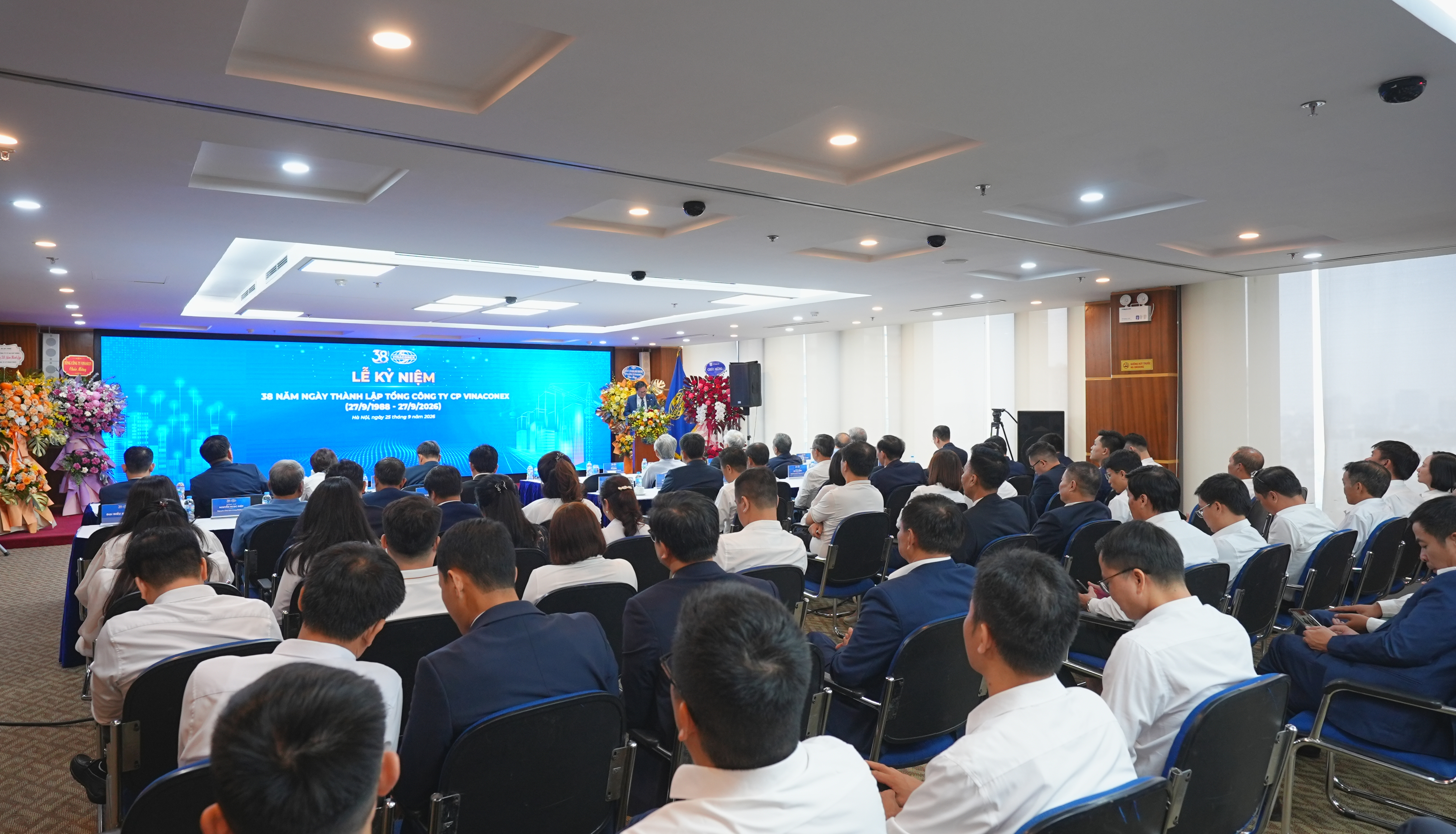 Lễ kỷ niệm 38 năm thành lập Tổng công ty VINACONEX: Xây những giá trị, dựng những ước mơ